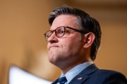 儋州特朗普税改案参议院过关有望 共和党议员无人声援马斯克